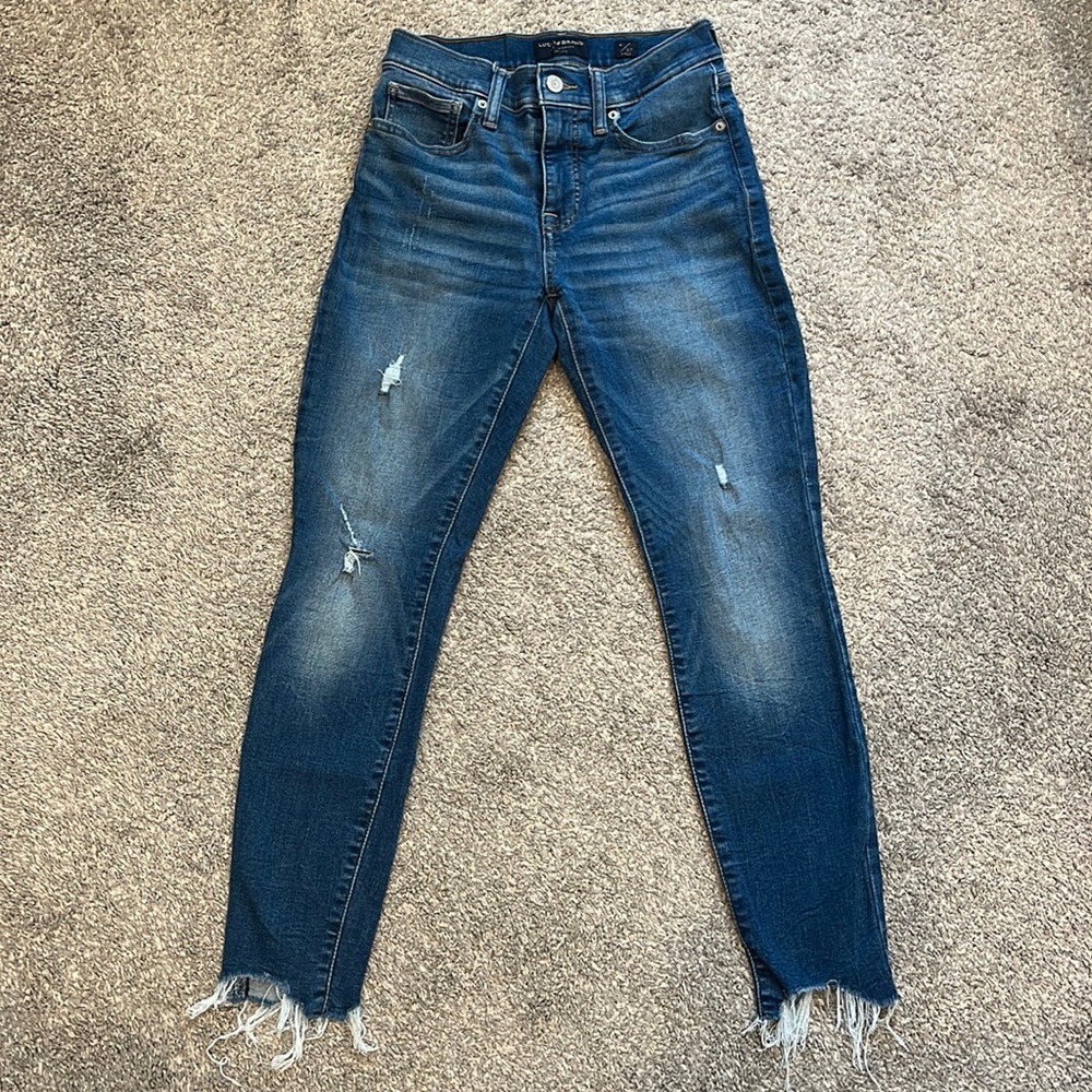 Lucky Brand | Medium Wash Distressed Ankle Jeans Size 4/27